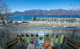 Residenza Gardenia Lake View Luino Center - Happy Rentals