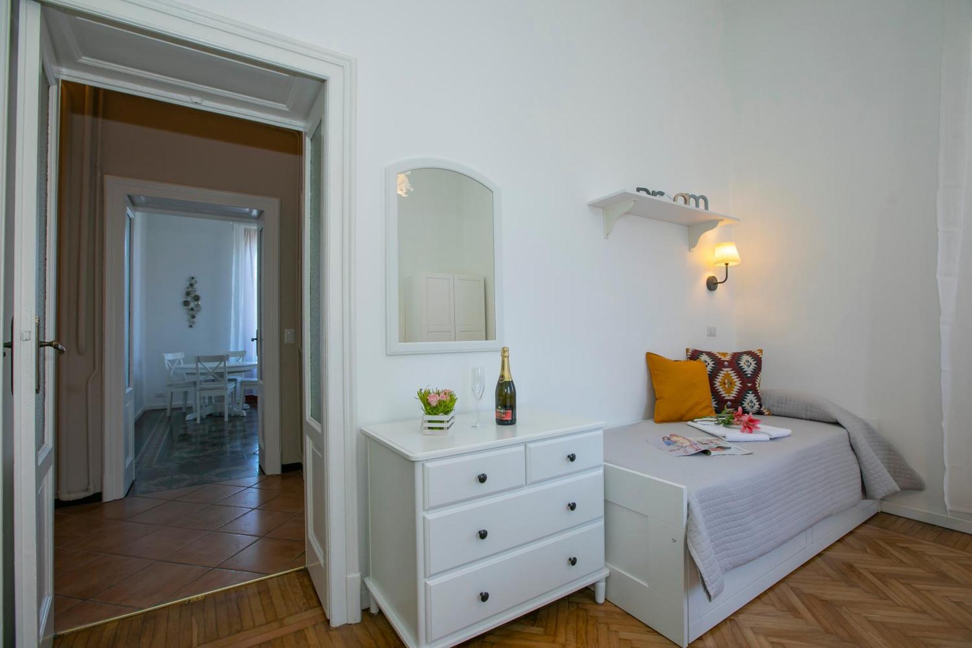 Residenza Gardenia Lake View Luino Center - Happy Rentals Exterior photo