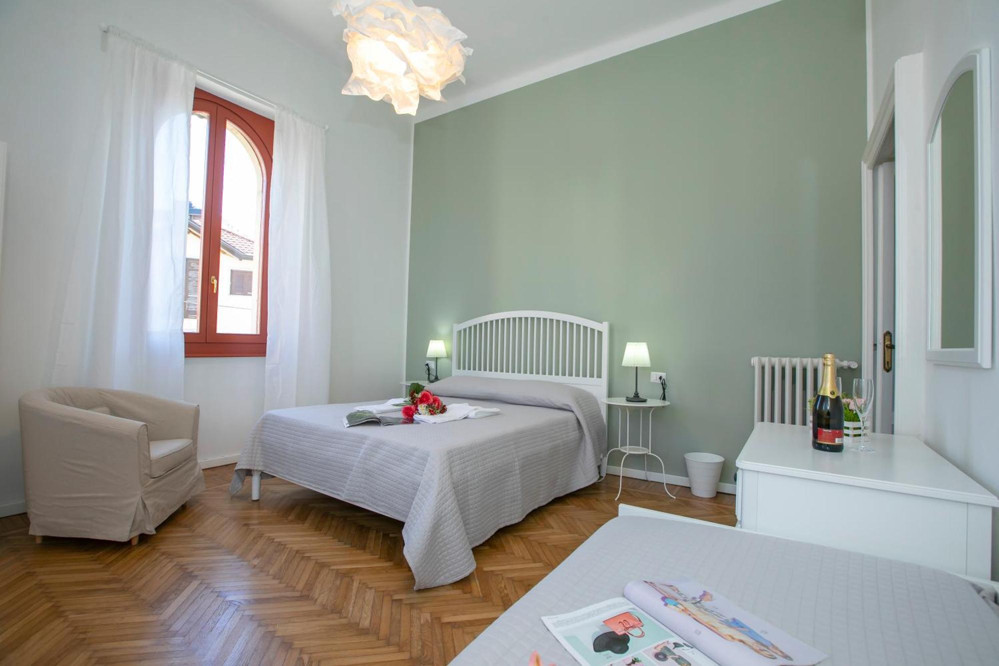 Residenza Gardenia Lake View Luino Center - Happy Rentals Exterior photo